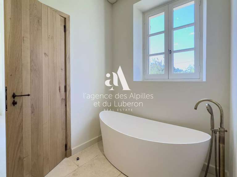 House Eygalières - 7 bedrooms - 300m²