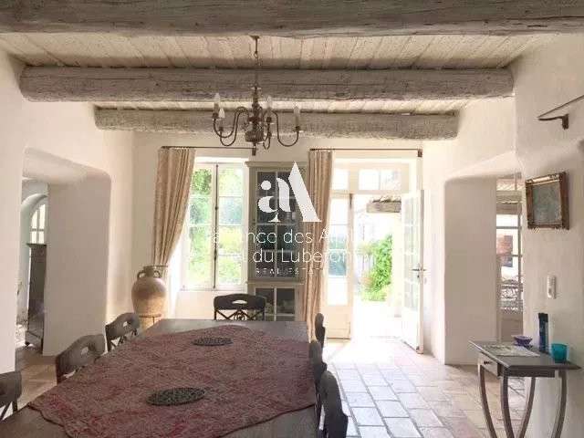 House Eygalières - 5 bedrooms - 240m²