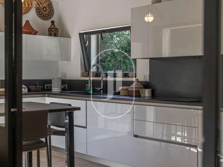 House Eygalières - 4 bedrooms - 250m²
