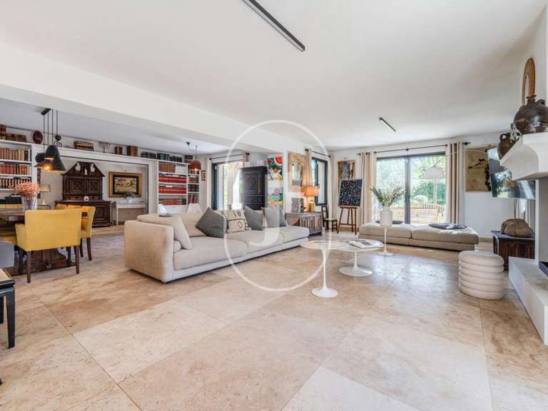 House Eygalières - 4 bedrooms - 250m²