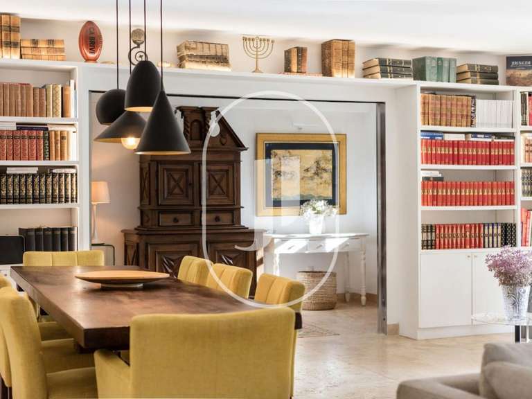 House Eygalières - 4 bedrooms - 250m²