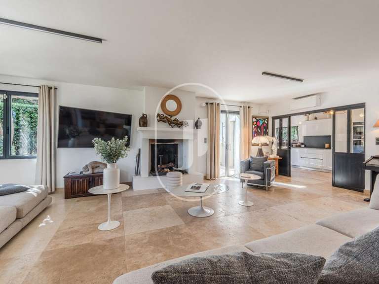 House Eygalières - 4 bedrooms - 250m²