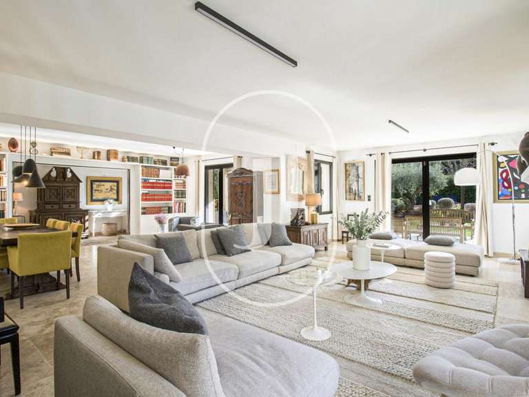 House Eygalières - 4 bedrooms - 250m²