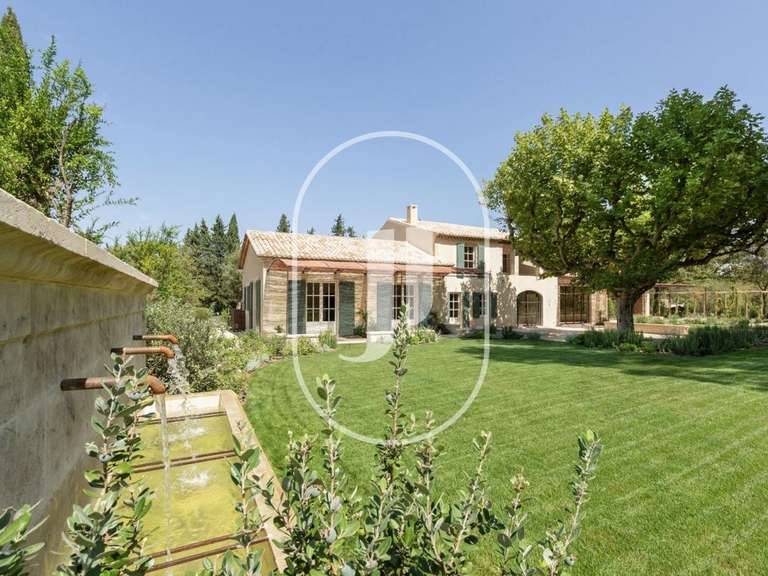 House Eygalières - 7 bedrooms - 300m²