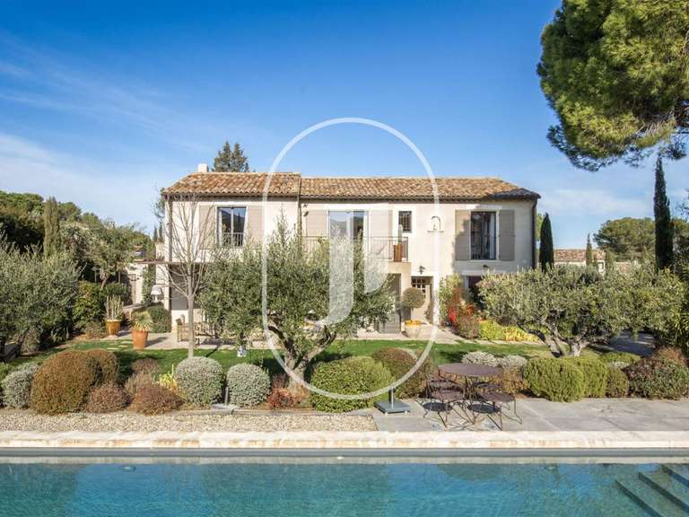 House Eygalières - 4 bedrooms - 250m²