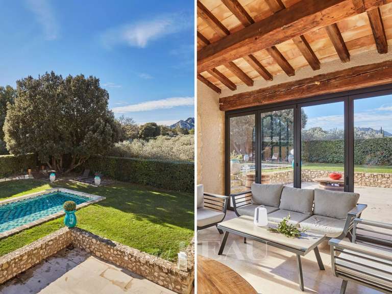 Maison Eygalières - 4 chambres - 273m²