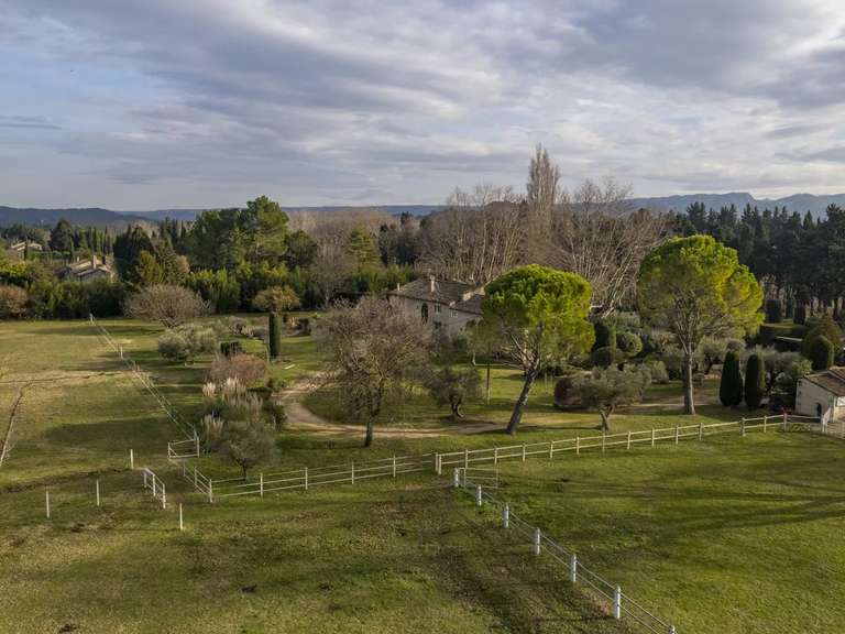 Maison Eygalières - 7 chambres - 500m²