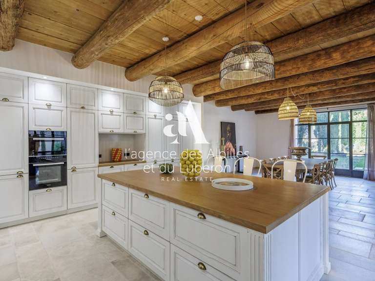 Maison Eygalières - 6 chambres - 310m²