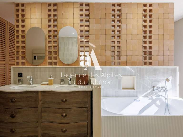 Maison Eygalières - 6 chambres - 310m²