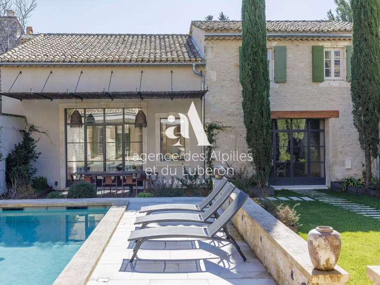 Maison Eygalières - 6 chambres - 310m²