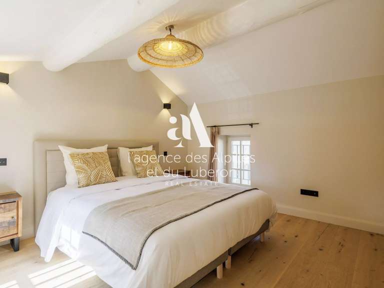 Maison Eygalières - 6 chambres - 310m²