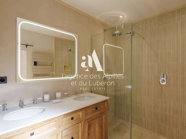 Maison Eygalières - 6 chambres - 310m²