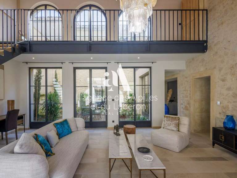 Maison Eygalières - 6 chambres - 310m²