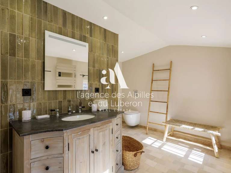 Maison Eygalières - 6 chambres - 310m²