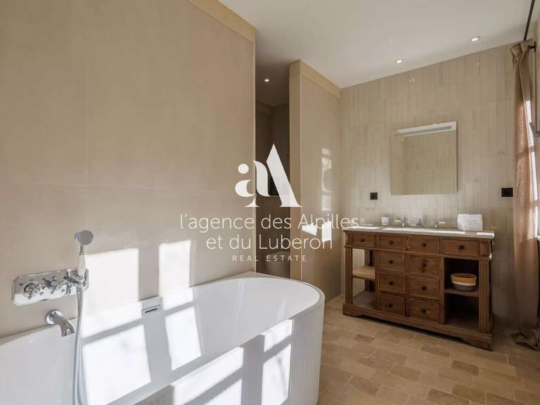 Maison Eygalières - 6 chambres - 310m²