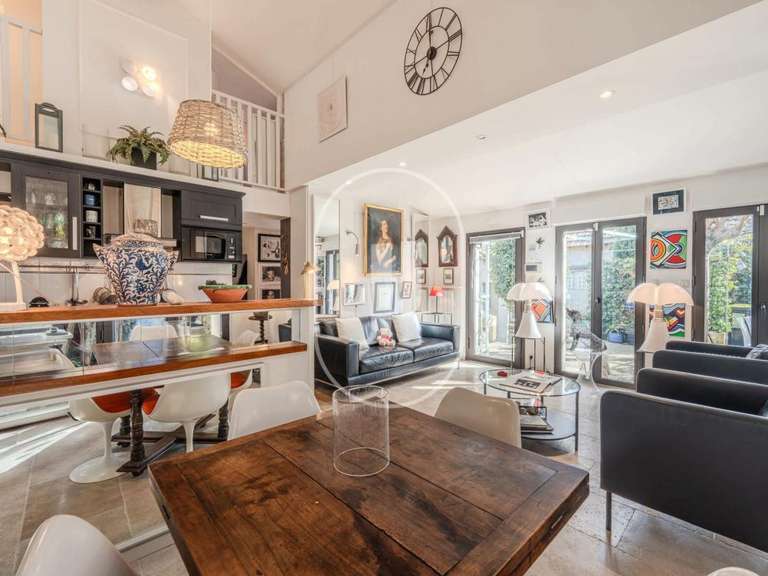 Maison Eygalières - 2 chambres - 74m²