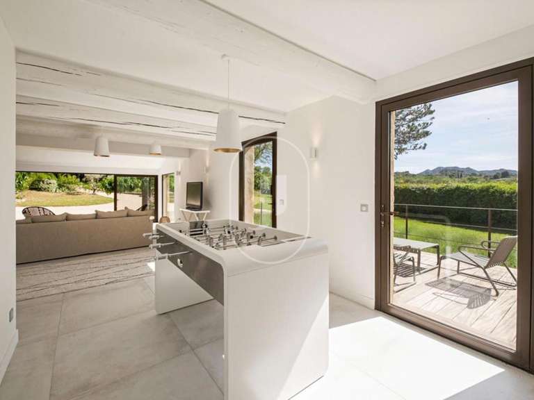 Maison Eygalières - 4 chambres - 182m²