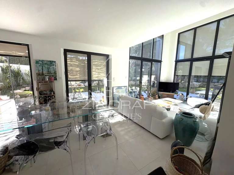 Maison Eygalières - 4 chambres - 107m²