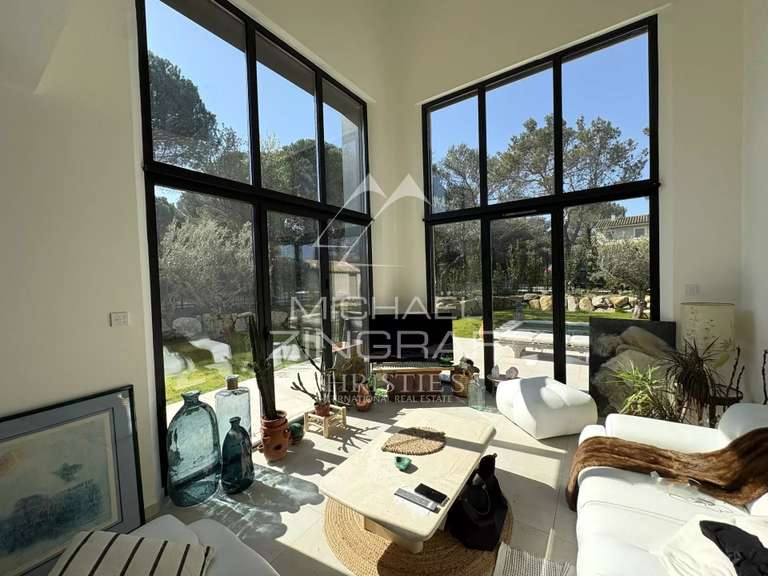 Maison Eygalières - 4 chambres - 107m²