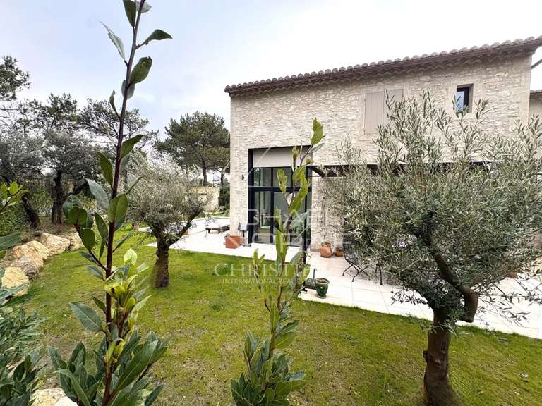 Maison Eygalières - 4 chambres - 107m²