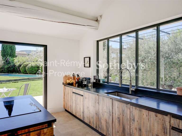 Maison Eygalières - 4 chambres - 225m²