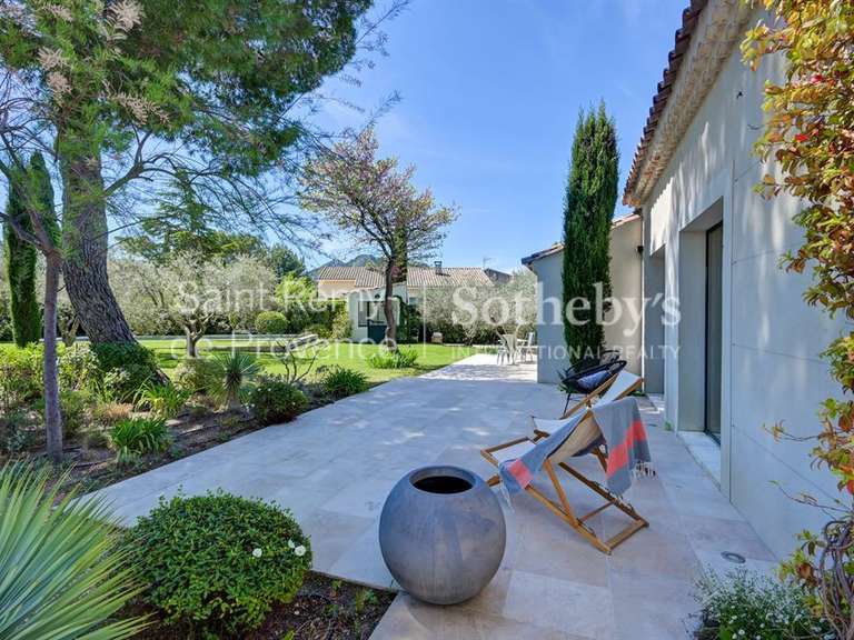 Maison Eygalières - 4 chambres - 225m²