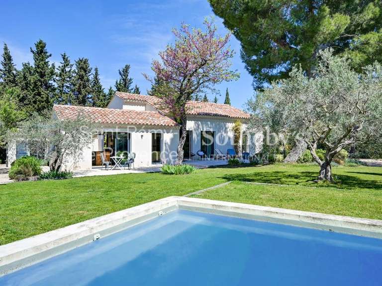 House Eygalières - 4 bedrooms - 225m²