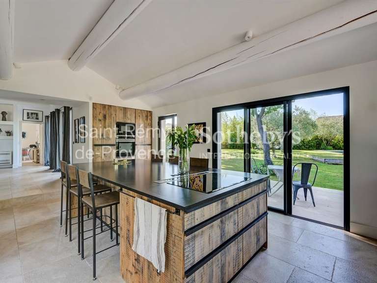 Maison Eygalières - 4 chambres - 225m²