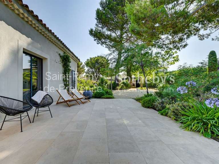 Maison Eygalières - 4 chambres - 225m²