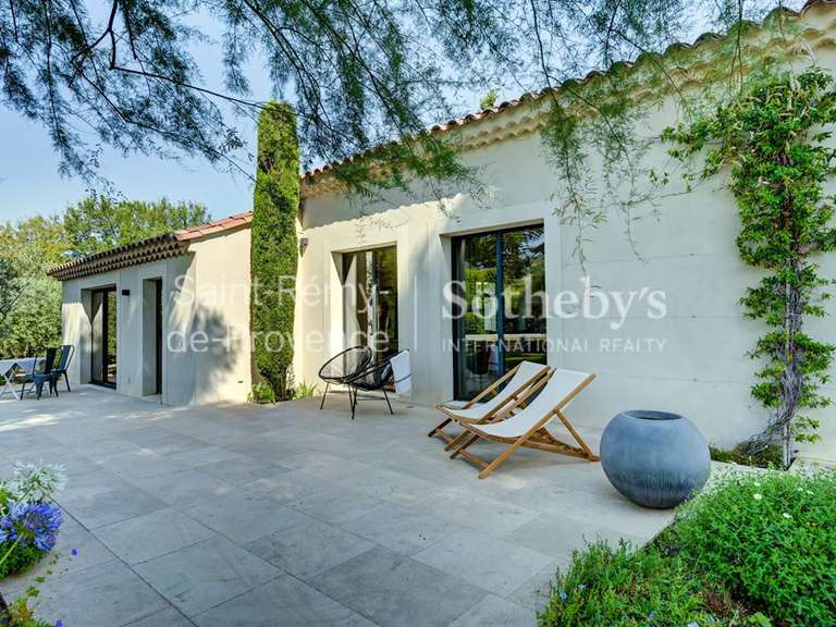 Maison Eygalières - 4 chambres - 225m²