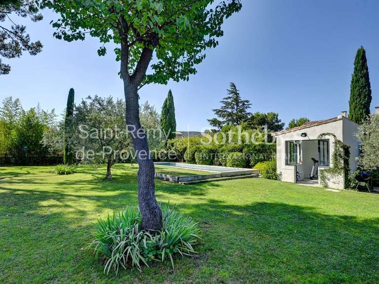 Maison Eygalières - 4 chambres - 225m²