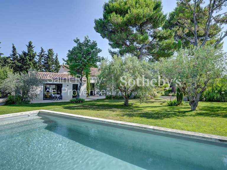 Maison Eygalières - 4 chambres - 225m²