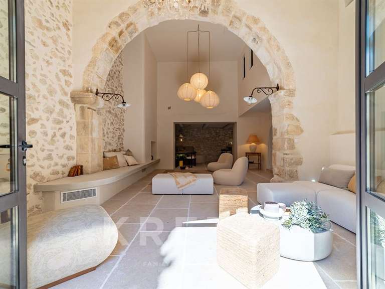 House Eygalières - 6 bedrooms - 319m²