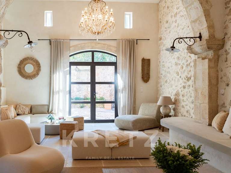 House Eygalières - 6 bedrooms - 319m²
