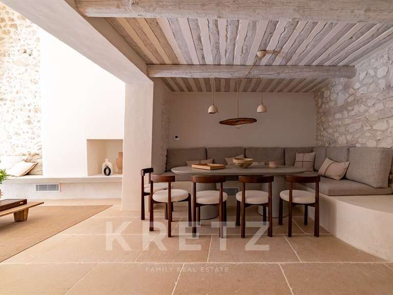 House Eygalières - 6 bedrooms - 319m²
