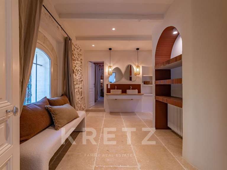 Maison Eygalières - 6 chambres - 319m²