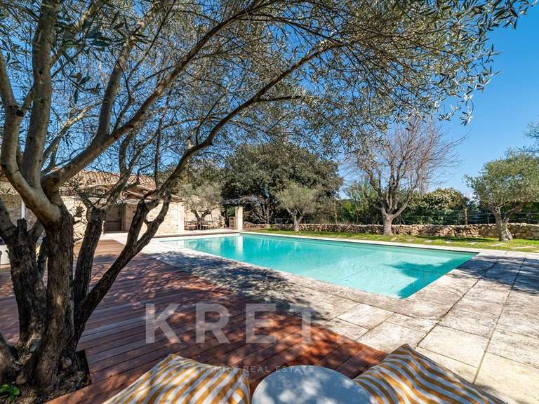 Maison Eygalières - 6 chambres - 319m²