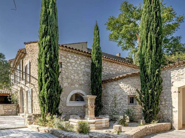 Maison Eygalières - 6 chambres - 319m²