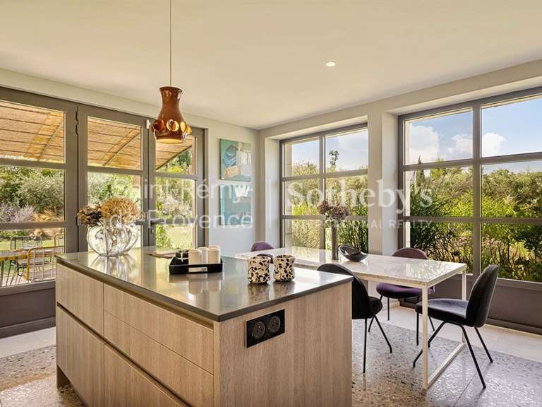 House Eygalières - 4 bedrooms - 250m²