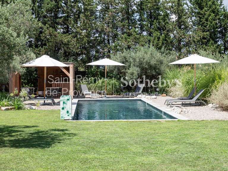 Maison Eygalières - 4 chambres - 250m²