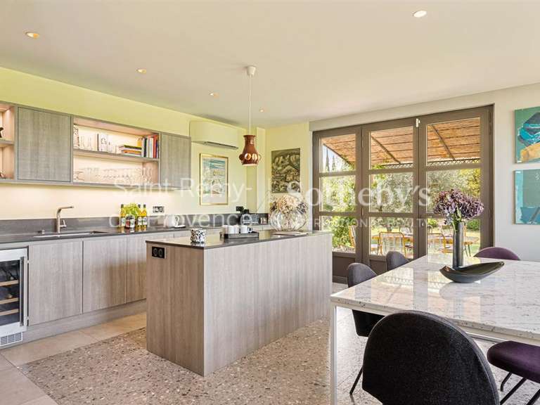 House Eygalières - 4 bedrooms - 250m²