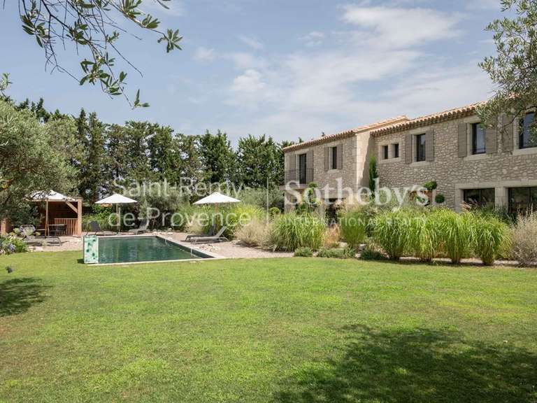 House Eygalières - 4 bedrooms - 250m²
