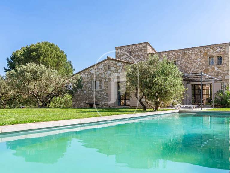 Maison Eygalières - 4 chambres - 173m²