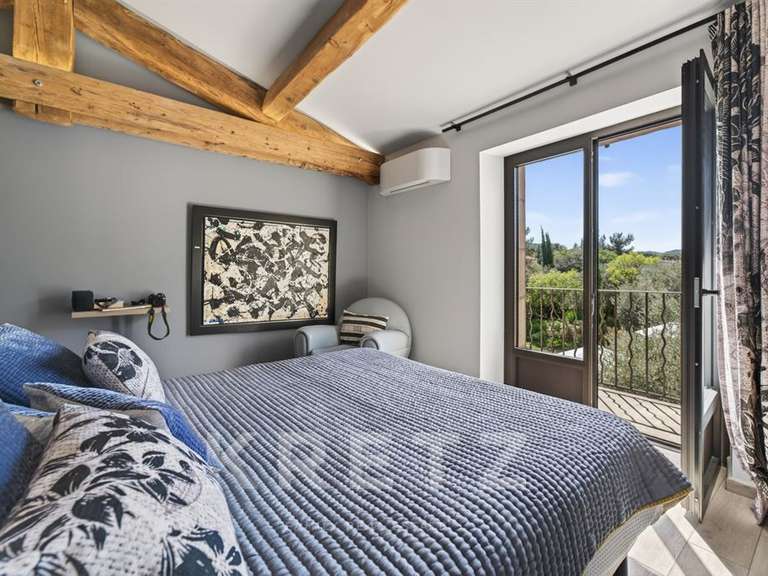 House Eygalières - 4 bedrooms - 270m²