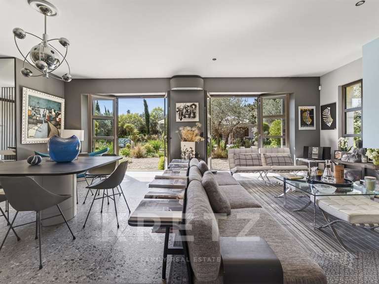 Maison Eygalières - 4 chambres - 270m²