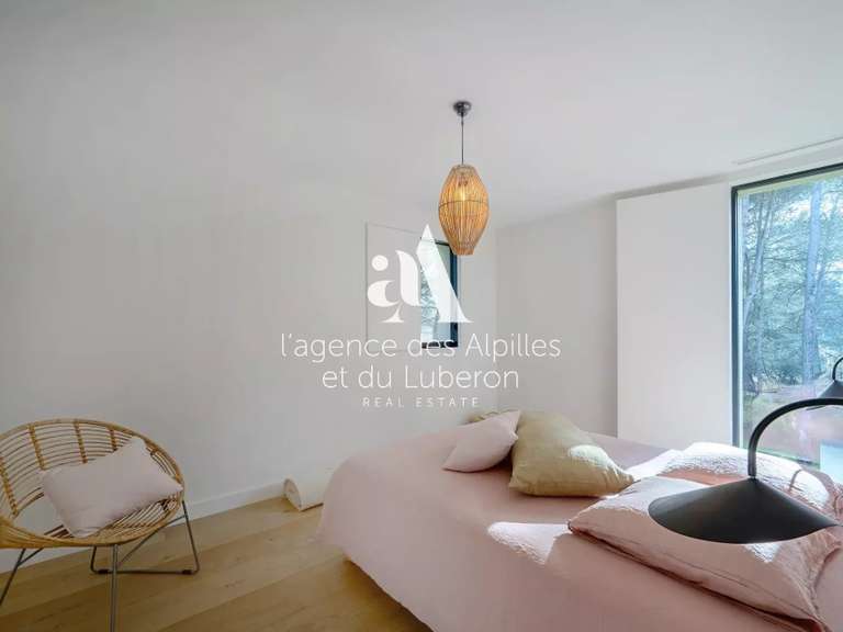 Maison Eygalières - 4 chambres - 300m²