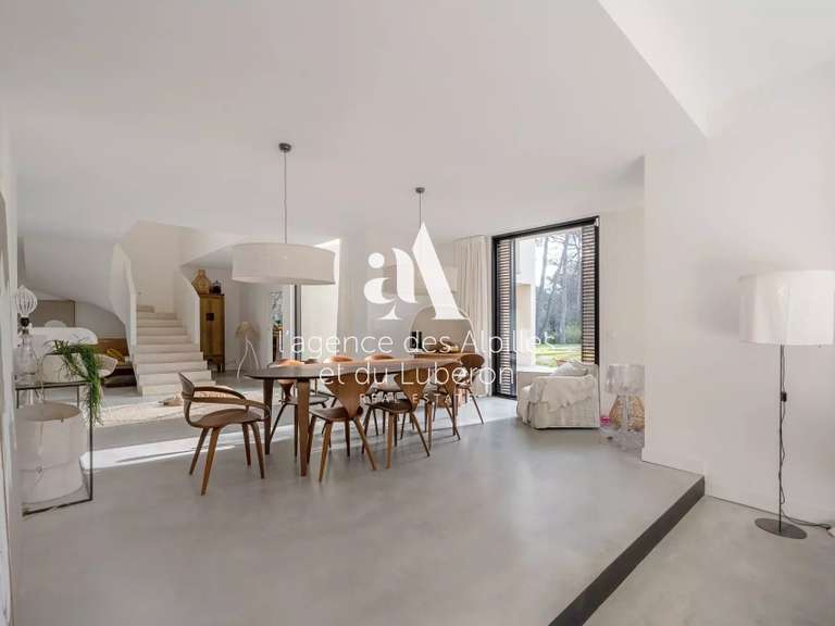 Maison Eygalières - 4 chambres - 300m²