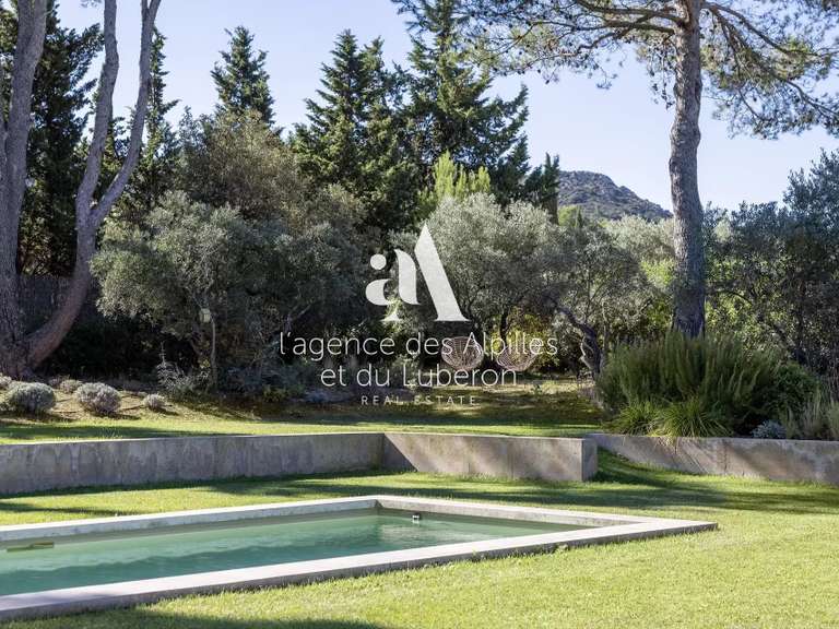 Maison Eygalières - 4 chambres - 300m²