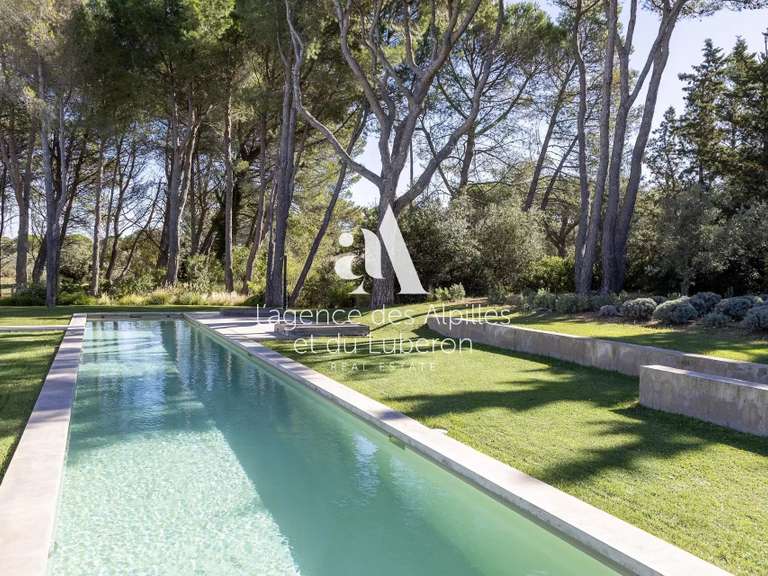 Maison Eygalières - 4 chambres - 300m²