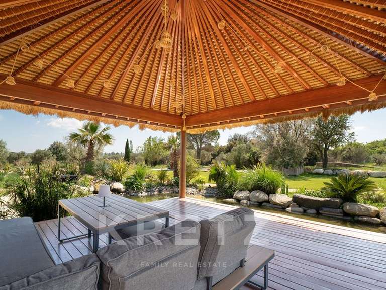 Maison Eygalières - 6 chambres - 375m²